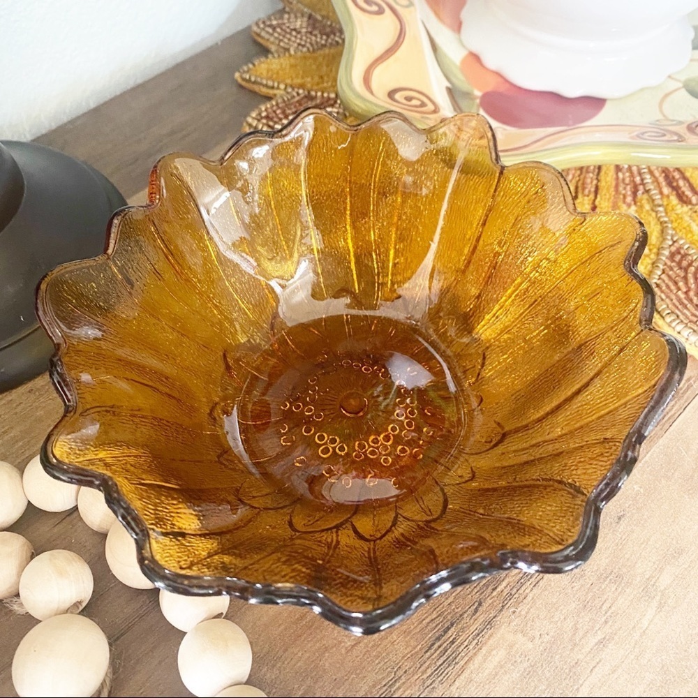 Vintage Marigold Carnival Glass Flower Daisy Sunflower Candy Bowl